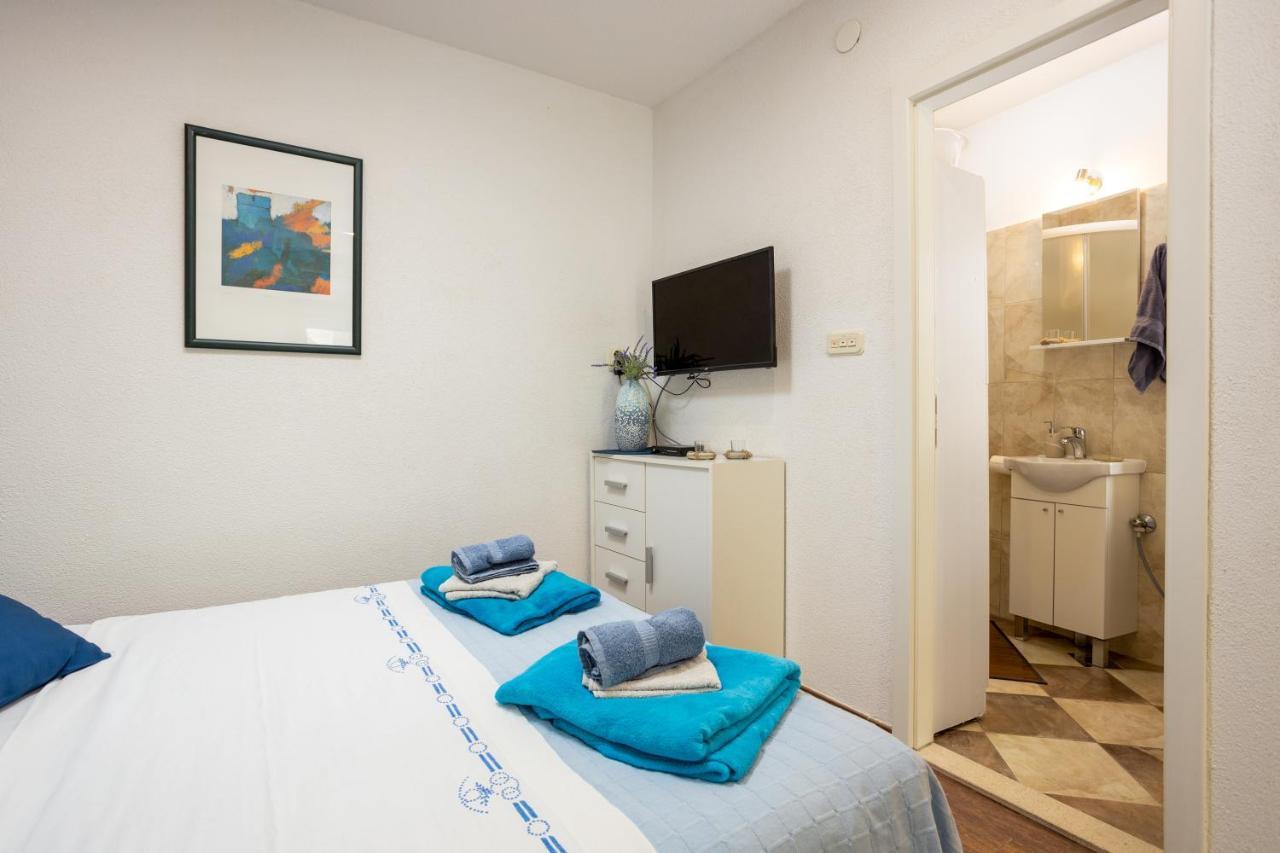 Aparrtment Terra- Combine Beach&Old Town Apartment Сплит Екстериор снимка